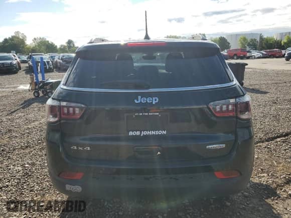 2021 Jeep Compass Latitude with VIN 3C4NJDBB7MT550913, listed as a Copart auction lot 69798575 with 56,228 mi miles and Salvage title. Bid and sale history available at DreamBid. Image 6.