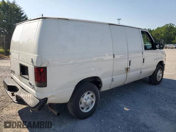 2008 Ford Econoline Cargo Commercial with VIN 1FTNE24W18DB54934, listed as a Copart auction lot 61996885 with 181,909 mi miles and Salvage title. Bid and sale history available at DreamBid. Image 3.