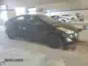 2011 Hyundai Elantra Limited z VIN KMHDH4AE1BU100689, wystawiony jako Copart lot #82238825 z przebiegiem 192 528 mil mil oraz Czysty tytuł • Clean title. Historia ofert i sprzedaży dostępna na DreamBid. Obrazek 4.