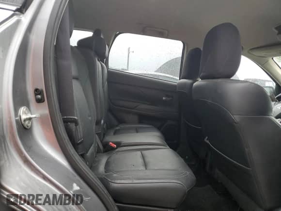 2020 Mitsubishi Outlander ES с VIN JA4AZ3A37LZ020941, выставлен на аукционе Copart как лот 71889465 с пробегом 92 420 миль миль и Списание • Salvage title. История ставок и продаж доступна на DreamBid. Изображение 11.