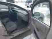 2000 Dodge Neon Highline z VIN 1B3ES46C1YD680067, wystawiony jako IAAI lot #41461937 z przebiegiem 254 719 mil mil oraz . Historia ofert i sprzedaży dostępna na DreamBid. Obrazek 5.