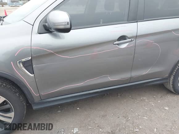 2020 Mitsubishi Outlander SE с VIN JA4AP4AU8LU015085, выставлен на аукционе IAAI как лот 40945489 с пробегом 80 942 миль миль и . История ставок и продаж доступна на DreamBid. Изображение 17.