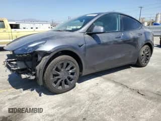 2023 Tesla Model Y with VIN 7SAYGDED2PF962946, listed as a Copart auction lot 66711505 with 15,832 mi miles and Salvage title. Bid and sale history available at DreamBid. Image 1.