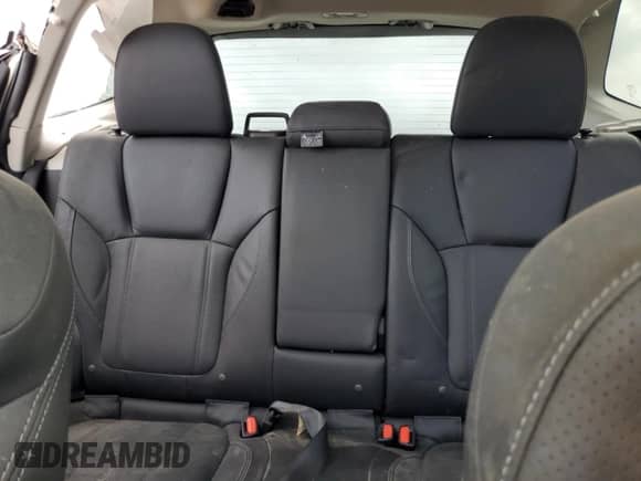 2023 Subaru Forester Touring z VIN JF2SKARC0PH437757, wystawiony jako Copart lot #85727485 z przebiegiem Nie podano mil oraz Nie do naprawy • Non repairable. Historia ofert i sprzedaży dostępna na DreamBid. Obrazek 10.