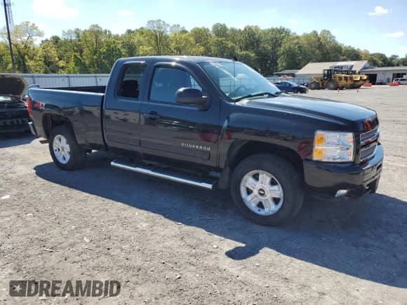 2013 Chevrolet Silverado 1500 LT with VIN 1GCRKSE71DZ141857, listed as a Copart auction lot 81350525 with 86,831 mi miles and Clean title. Bid and sale history available at DreamBid. Image 4.
