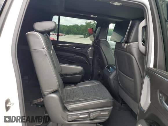 2021 Cadillac Escalade ESV Sport Platinum with VIN 1GYS4RKL8MR476646, listed as a Copart auction lot 61366795 with 36,583 mi miles and Salvage title. Bid and sale history available at DreamBid. Image 11.