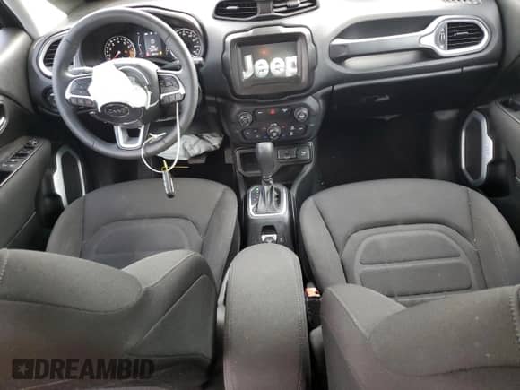 2018 Jeep Renegade Latitude with VIN ZACCJABB2JPH97457, listed as a Copart auction lot 84994015 with 60,121 mi miles and Salvage title. Bid and sale history available at DreamBid. Image 8.