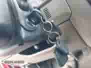 2002 Ford Explorer XLT z VIN 1FMZU63K82ZC64668, wystawiony jako IAAI lot #43412359 z przebiegiem 242 402 mil mil oraz . Historia ofert i sprzedaży dostępna na DreamBid. Obrazek 11.