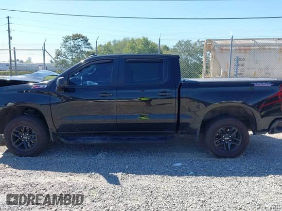 2020 Chevrolet Silverado 1500 Custom Trail Boss with VIN 1GCPYCEF4LZ271570, listed as a IAAI auction lot 43179564 with 103,654 mi miles and . Bid and sale history available at DreamBid. Image 14.
