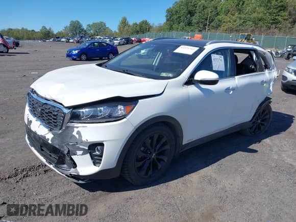 2020 Kia Sorento EX with VIN 5XYPHDA53LG658872, listed as a IAAI auction lot 43371761 with 62,388 mi miles and . Bid and sale history available at DreamBid. Image 2.