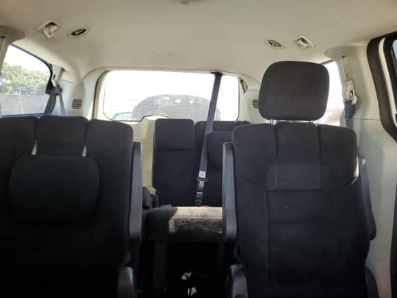 2013 Dodge Grand Caravan SXT with VIN 2C4RDGCG9DR618622, listed as a Copart auction lot 90457375 with 181,498 mi miles and Salvage title. Bid and sale history available at DreamBid. Image 10.