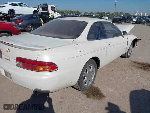 1996 Lexus SC 400 с VIN JT8CH32Y3T0050789, выставлен на аукционе IAAI как лот 43386396 с пробегом 283 210 миль миль и . История ставок и продаж доступна на DreamBid. Изображение 4.