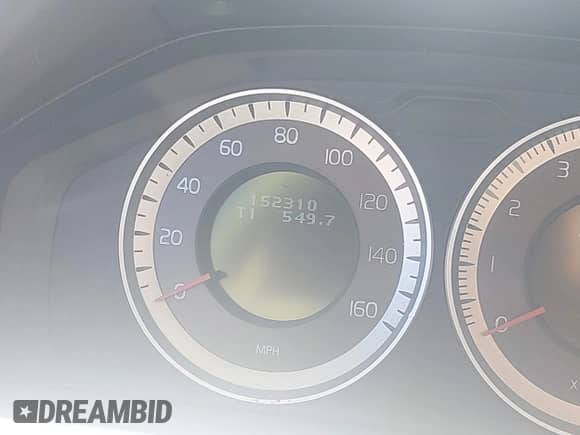 2012 Volvo XC70 3.2L with VIN YV4940BZXC1135702, listed as a IAAI auction lot 43475444 with 152,310 mi miles and . Bid and sale history available at DreamBid. Image 7.