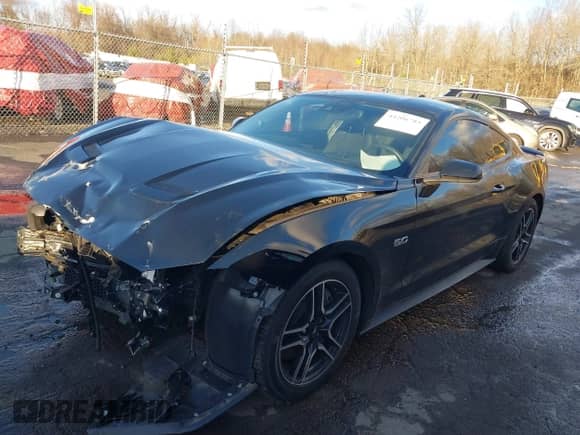 2021 Ford Mustang GT с VIN 1FA6P8CF4M5145769, выставлен на аукционе IAAI как лот 41206785 с пробегом 33 598 миль миль и . История ставок и продаж доступна на DreamBid. Изображение 2.