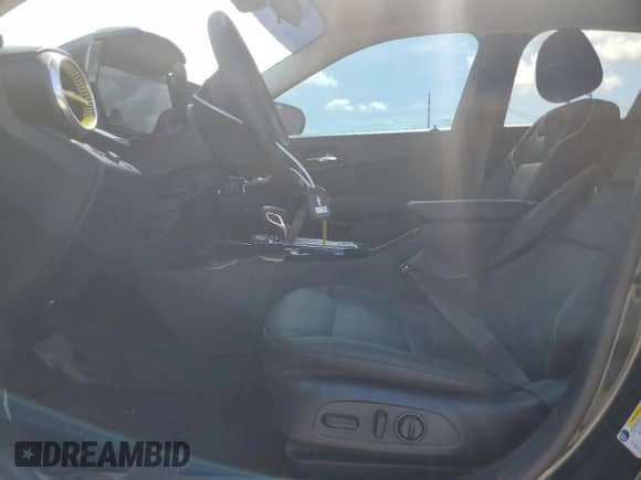 2025 Chevrolet Trax ACTIV z VIN KL77LKEP3SC115097, wystawiony jako Copart lot #68516165 z przebiegiem 5 153 mil mil oraz Szkoda całkowita • Salvage title. Historia ofert i sprzedaży dostępna na DreamBid. Obrazek 7.