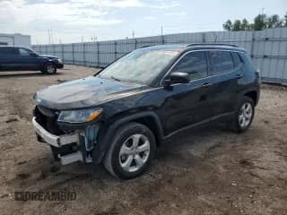 2018 Jeep Compass Latitude with VIN 3C4NJDBB4JT139349, listed as a Copart auction lot 68814185 with 94,819 mi miles and Salvage title. Bid and sale history available at DreamBid. Image 1.