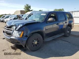 2010 Chevrolet Tahoe LS с VIN 1GNMCAE09AR256410, выставлен на аукционе Copart как лот 71730955 с пробегом 234 851 миль миль и Списание • Salvage title. История ставок и продаж доступна на DreamBid. Изображение 1.