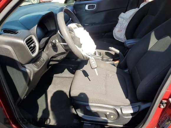 2024 Hyundai Venue SE с VIN KMHRB8A35RU283313, выставлен на аукционе Copart как лот 61495825 с пробегом 34 756 миль миль и Списание • Salvage title. История ставок и продаж доступна на DreamBid. Изображение 7.
