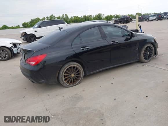 2016 Mercedes-Benz CLA 250 с VIN WDDSJ4EB0GN338122, выставлен на аукционе IAAI как лот 42881642 с пробегом 116 985 миль миль и . История ставок и продаж доступна на DreamBid. Изображение 4.