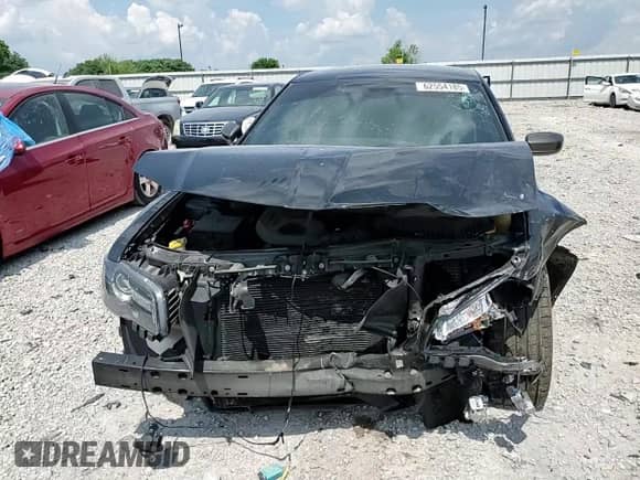 2013 Chrysler 300 C John Varvatos Limited Edition z VIN 2C3CCADG1DH743886, wystawiony jako Copart lot #62554185 z przebiegiem 72 495 mil mil oraz Szkoda całkowita • Salvage title. Historia ofert i sprzedaży dostępna na DreamBid. Obrazek 14.