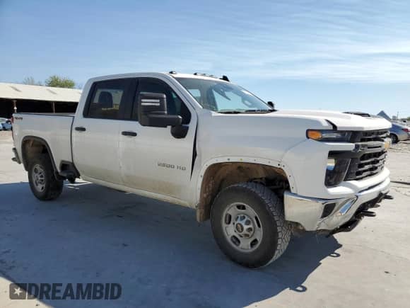 2024 Chevrolet Silverado 2500HD Work Truck с VIN 2GC4YLE74R1138806, выставлен на аукционе Copart как лот 48554225 с пробегом 76 768 миль миль и Списание • Salvage title. История ставок и продаж доступна на DreamBid. Изображение 4.
