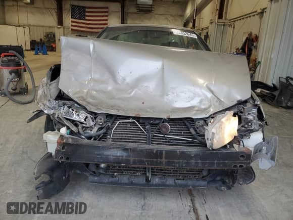 2000 Toyota Camry CE с VIN 4T1BG22K5YU656273, выставлен на аукционе Copart как лот 85332645 с пробегом 234 232 миль миль и На запчасти • Non repairable. История ставок и продаж доступна на DreamBid. Изображение 5.