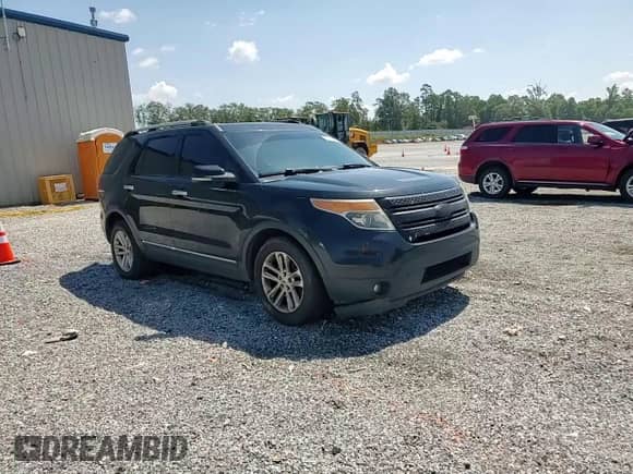 2012 Ford Explorer XLT z VIN 1FMHK7D85CGA74818, wystawiony jako Copart lot #65789095 z przebiegiem 141 627 mil mil oraz Szkoda całkowita • Salvage title. Historia ofert i sprzedaży dostępna na DreamBid. Obrazek 14.