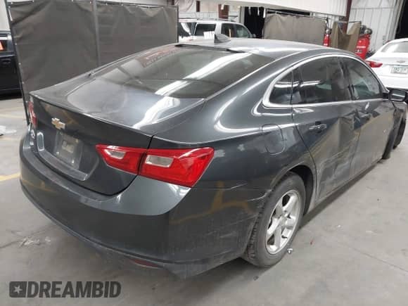 2017 Chevrolet Malibu LS с VIN 1G1ZB5ST0HF115477, выставлен на аукционе IAAI как лот 42831763 с пробегом 86 635 миль миль и . История ставок и продаж доступна на DreamBid. Изображение 4.