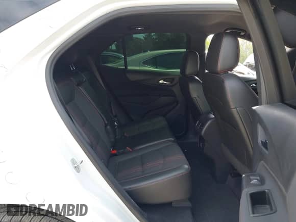 2022 Chevrolet Equinox RS z VIN 3GNAXWEV4NS189377, wystawiony jako IAAI lot #42653603 z przebiegiem 57 258 mil mil oraz . Historia ofert i sprzedaży dostępna na DreamBid. Obrazek 8.