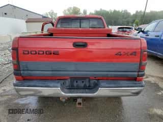 1998 Dodge 1500 с VIN 1B7HF16Z8WS508615, выставлен на аукционе Copart как лот 64791014 с пробегом 232 390 миль миль и На запчасти • Non repairable. История ставок и продаж доступна на DreamBid. Изображение 6.