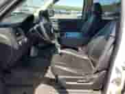 2010 Chevrolet Suburban Commercial z VIN 1GNUKHE34AR172002, wystawiony jako Copart lot #70952054 z przebiegiem 102 324 mil mil oraz Czysty tytuł • Clean title. Historia ofert i sprzedaży dostępna na DreamBid. Obrazek 7.