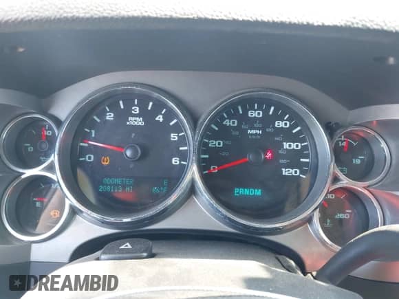 2012 Chevrolet Silverado 1500 LT with VIN 3GCPKSE74CG260038, listed as a IAAI auction lot 43452788 with 208,113 mi miles and . Bid and sale history available at DreamBid. Image 7.