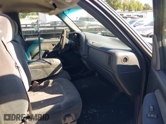 2000 Chevrolet Silverado 1500 LS с VIN 1GCEC14T3YE106948, выставлен на аукционе IAAI как лот 43259616 с пробегом 272 251 миль миль и . История ставок и продаж доступна на DreamBid. Изображение 5.
