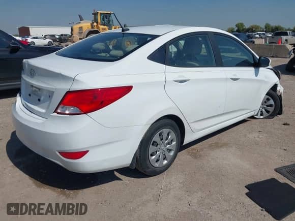2017 Hyundai Accent Value Edition с VIN KMHCT4AE6HU321272, выставлен на аукционе IAAI как лот 43314917 с пробегом 42 704 миль миль и . История ставок и продаж доступна на DreamBid. Изображение 4.