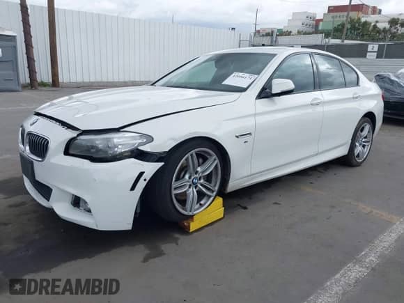 2014 BMW 5 Series 535d xDrive with VIN WBAFV3C57ED684014, listed as a IAAI auction lot 42056171 with 135,386 mi miles and . Bid and sale history available at DreamBid. Image 17.