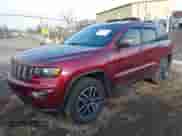 2019 Jeep Grand Cherokee Trailhawk z VIN 1C4RJFLG3KC590342, wystawiony jako IAAI lot #42022307 z przebiegiem 59 538 mil mil oraz . Historia ofert i sprzedaży dostępna na DreamBid. Obrazek 2.