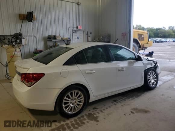 2012 Chevrolet Cruze ECO z VIN 1G1PJ5SC4C7296970, wystawiony jako Copart lot #84710945 z przebiegiem 79 417 mil mil oraz Szkoda całkowita • Salvage title. Historia ofert i sprzedaży dostępna na DreamBid. Obrazek 3.