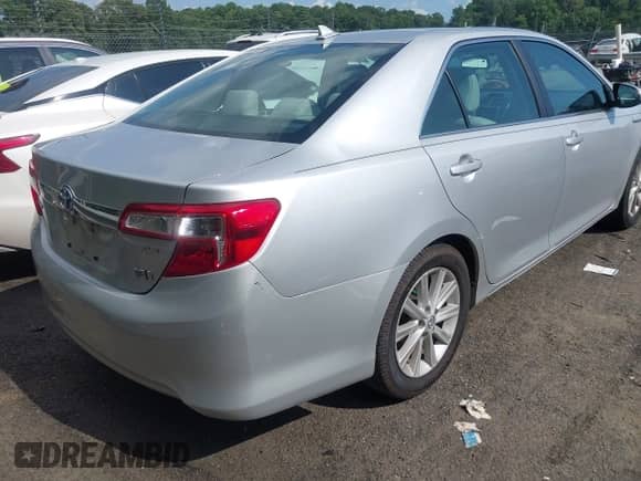 2013 Toyota Camry LE z VIN 4T1BD1FK0DU076016, wystawiony jako IAAI lot #42753874 z przebiegiem 106 295 mil mil oraz . Historia ofert i sprzedaży dostępna na DreamBid. Obrazek 4.