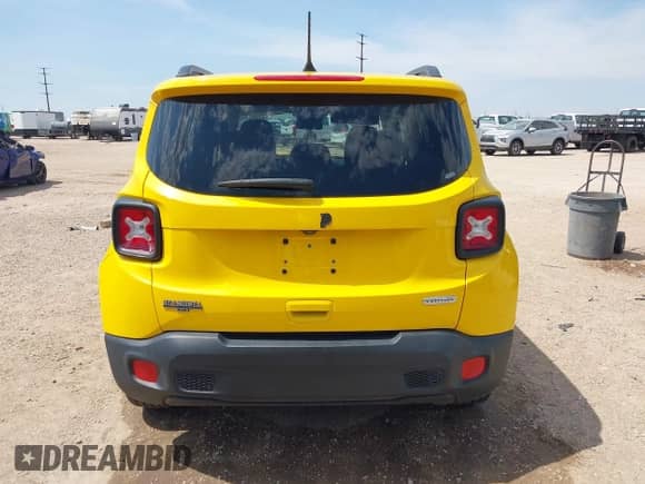 2018 Jeep Renegade Latitude with VIN ZACCJABB2JPJ27064, listed as a IAAI auction lot 42952232 with 44,706 mi miles and . Bid and sale history available at DreamBid. Image 16.