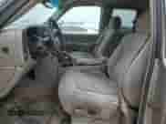 2000 Chevrolet Silverado 2500 LS с VIN 1GCGC29U4YE293813, выставлен на аукционе Copart как лот 88508225 с пробегом 241 672 миль миль и Списание • Salvage title. История ставок и продаж доступна на DreamBid. Изображение 7.