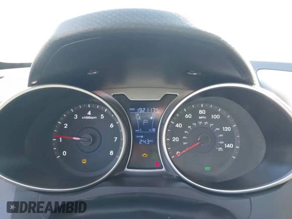 2013 Hyundai Veloster w/Black Int z VIN KMHTC6AD2DU150873, wystawiony jako IAAI lot #42234776 z przebiegiem 192 117 mil mil oraz . Historia ofert i sprzedaży dostępna na DreamBid. Obrazek 7.