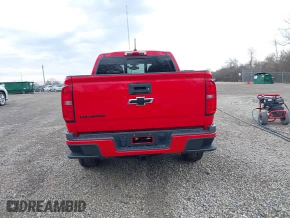 2020 Chevrolet Colorado 4WD LT с VIN 1GCGTCEN0L1211032, выставлен на аукционе IAAI как лот 41855549 с пробегом 51 465 миль миль и . История ставок и продаж доступна на DreamBid. Изображение 17.
