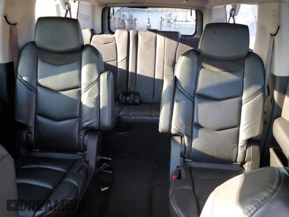 2017 Cadillac Escalade ESV Luxury с VIN 1GYS4HKJXHR145971, выставлен на аукционе Copart как лот 48199984 с пробегом 67 422 миль миль и Списание • Salvage title. История ставок и продаж доступна на DreamBid. Изображение 10.