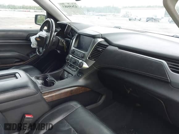 2016 Chevrolet Suburban LT z VIN 1GNSCHKCXGR282232, wystawiony jako IAAI lot #42650483 z przebiegiem 143 325 mil mil oraz . Historia ofert i sprzedaży dostępna na DreamBid. Obrazek 5.