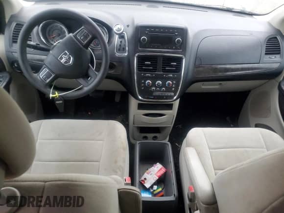 2011 Dodge Grand Caravan Mainstreet with VIN 2D4RN3DG0BR640643, listed as a Copart auction lot 80162675 with 217,828 mi miles and Clean title. Bid and sale history available at DreamBid. Image 8.