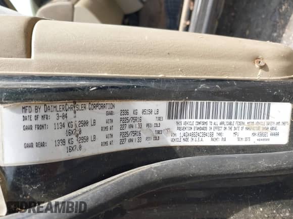 2004 Jeep Grand Cherokee Laredo with VIN 1J4GX48S24C394168, listed as a IAAI auction lot 43247440 with 262,286 mi miles and . Bid and sale history available at DreamBid. Image 9.