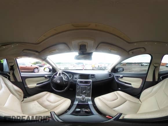 2013 Volvo S60 T5 Premier z VIN YV1612FS8D2180344, wystawiony jako IAAI lot #42863760 z przebiegiem 193 207 mil mil oraz . Historia ofert i sprzedaży dostępna na DreamBid. Obrazek 17.