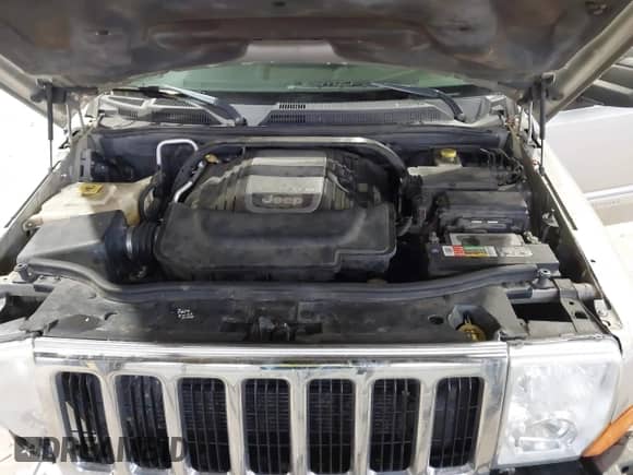 2008 Jeep Commander Limited с VIN 1J8HG58228C211303, выставлен на аукционе IAAI как лот 41362162 с пробегом 163 542 миль миль и . История ставок и продаж доступна на DreamBid. Изображение 10.