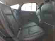 2014 Ford Focus Titanium z VIN 1FADP3N29EL357097, wystawiony jako Copart lot #86432545 z przebiegiem 138 847 mil mil oraz Szkoda całkowita • Salvage title. Historia ofert i sprzedaży dostępna na DreamBid. Obrazek 10.