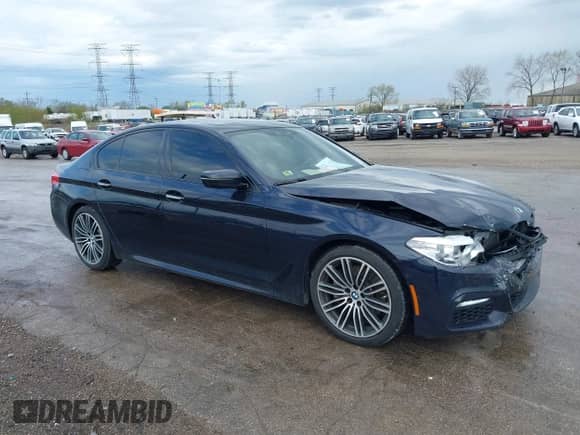 2018 BMW 5 Series 540i xDrive с VIN WBAJE7C58JWD49881, выставлен на аукционе IAAI как лот 42091065 с пробегом 73 542 миль миль и . История ставок и продаж доступна на DreamBid. Изображение 1.